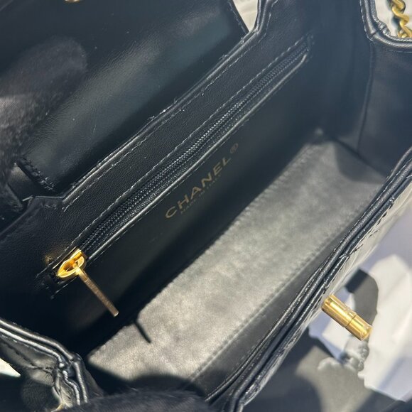 Chanel mini kelly lambskin black/gold